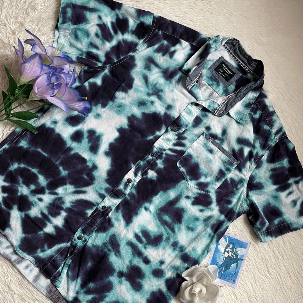Mens sunrise kingdom blue tie dye button down shirt - Picture 8 of 17